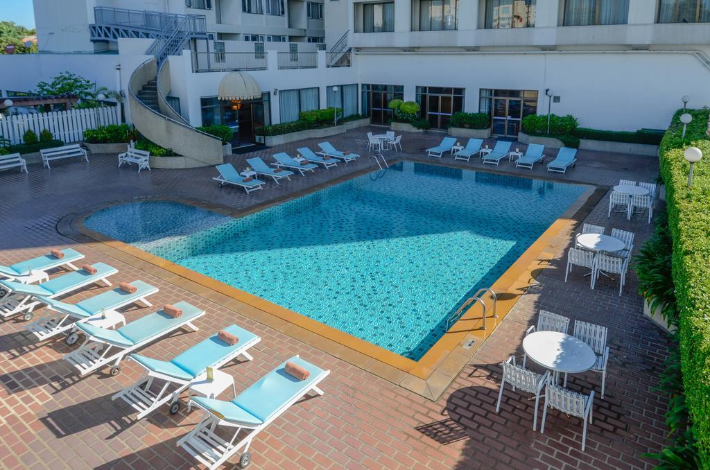 Pornping Tower Hotel Chiang Mai Exterior foto