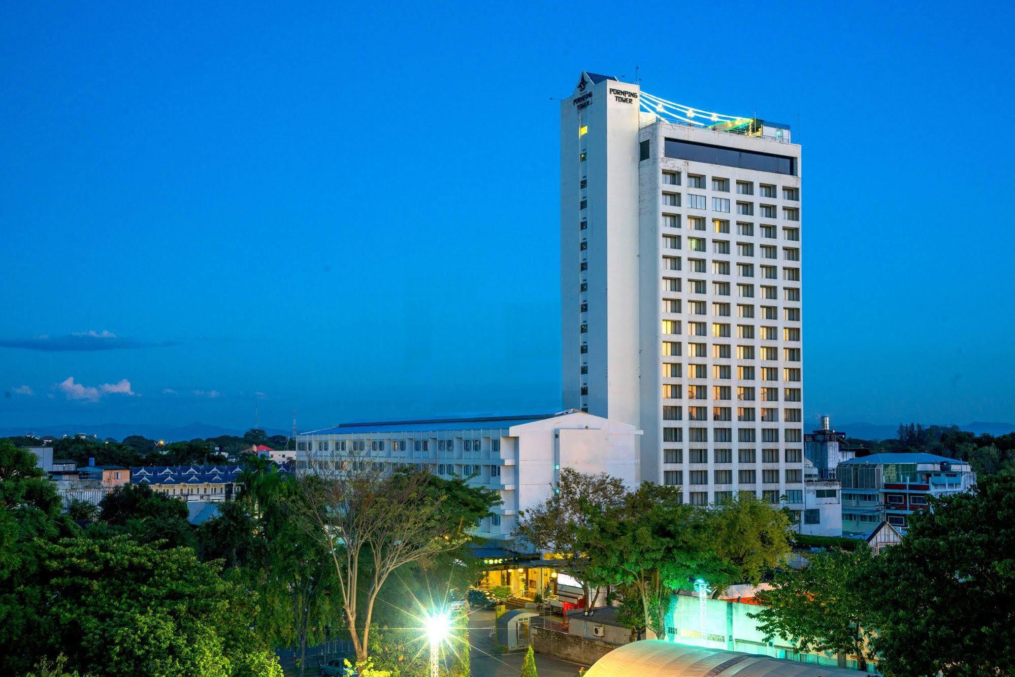 Pornping Tower Hotel Chiang Mai Exterior foto